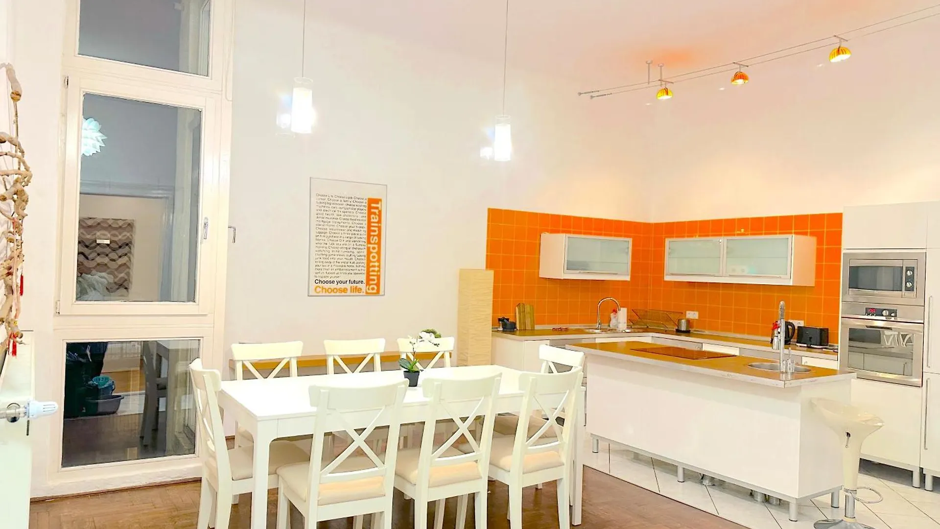 Stunning 150M2 3-Bedroom With Balcony Budapest