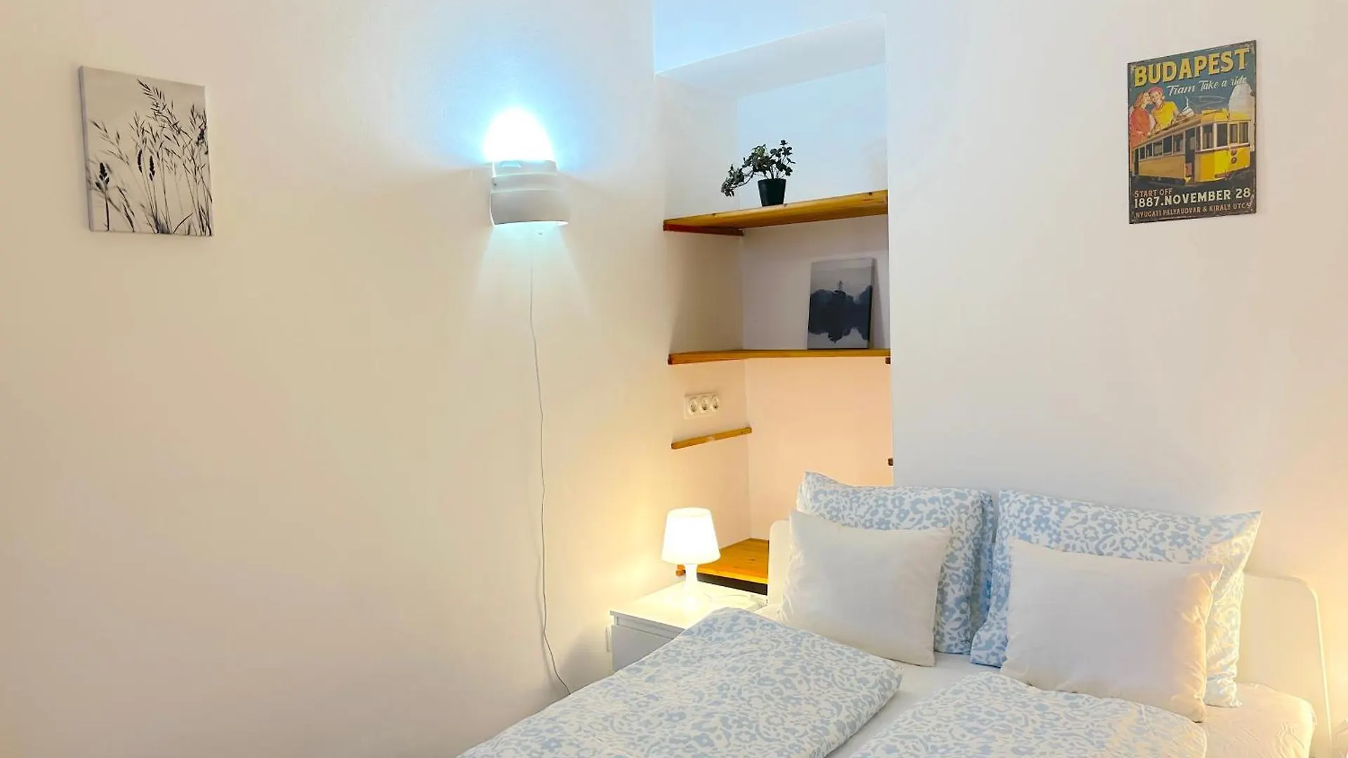 Stunning 150M2 3-Bedroom With Balcony Budapest Apartment