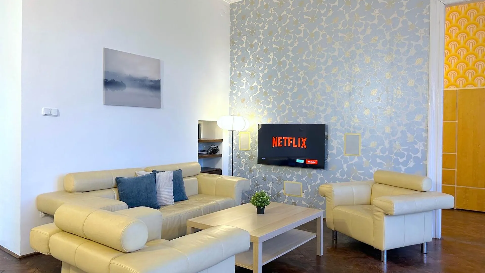 Stunning 150M2 3-Bedroom With Balcony Budapeşte Macaristan