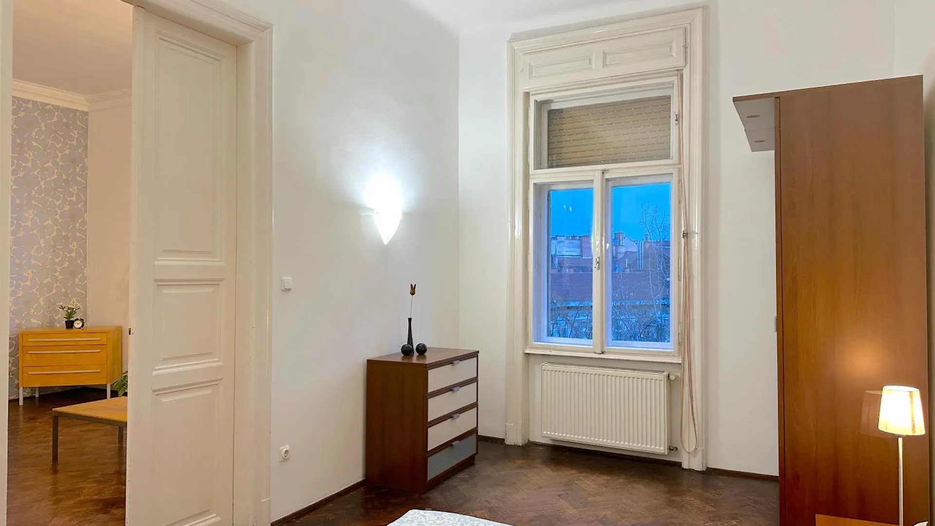 Stunning 150M2 3-Bedroom With Balcony Budapeşte Daire