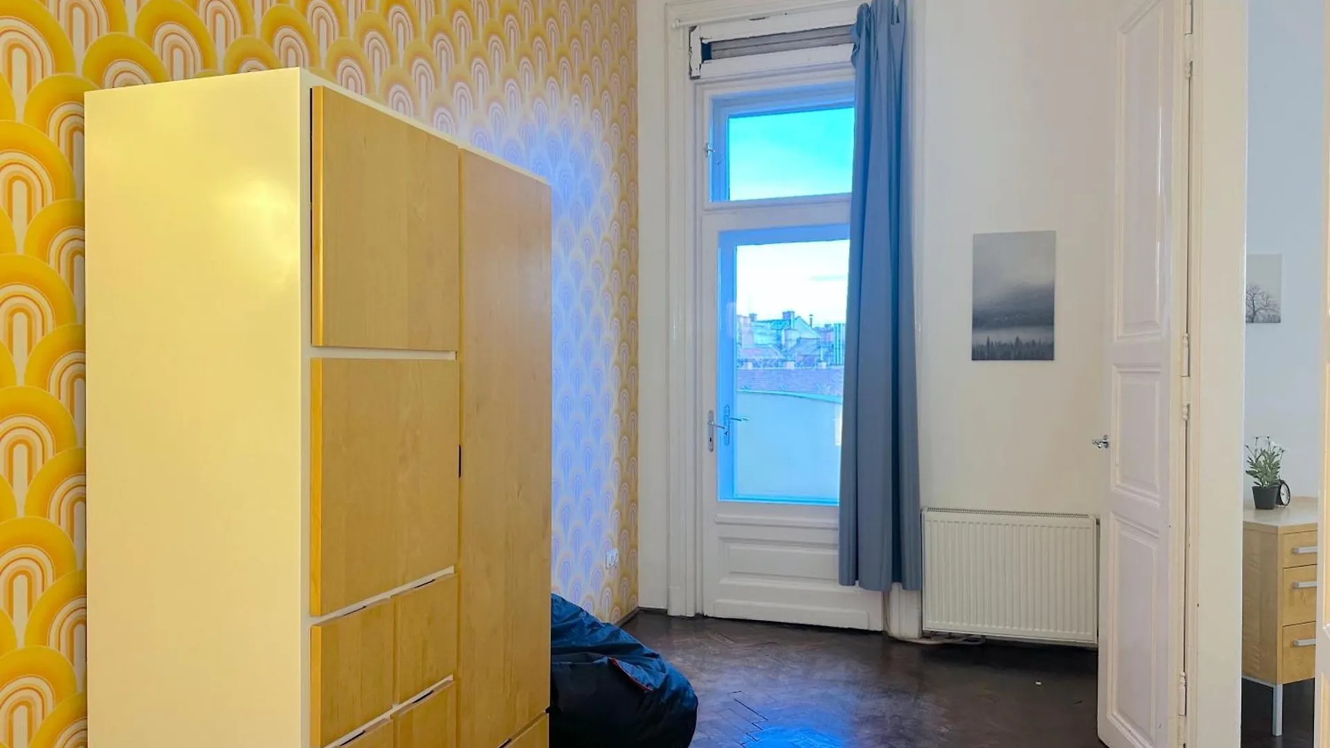 Stunning 150M2 3-Bedroom With Balcony Budapeşte